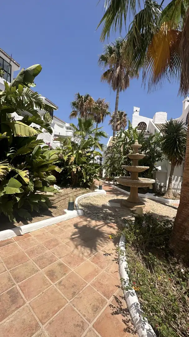 Casa aparellada amb piscina de lloguer a 1 Calle de Finlandia, imagen 54