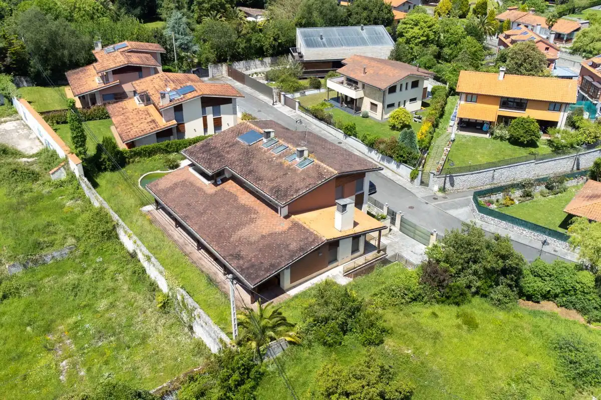 Vista exterior de Casa o chalet en venta en Llanes con Calefacción, Jardín privado y Terraza