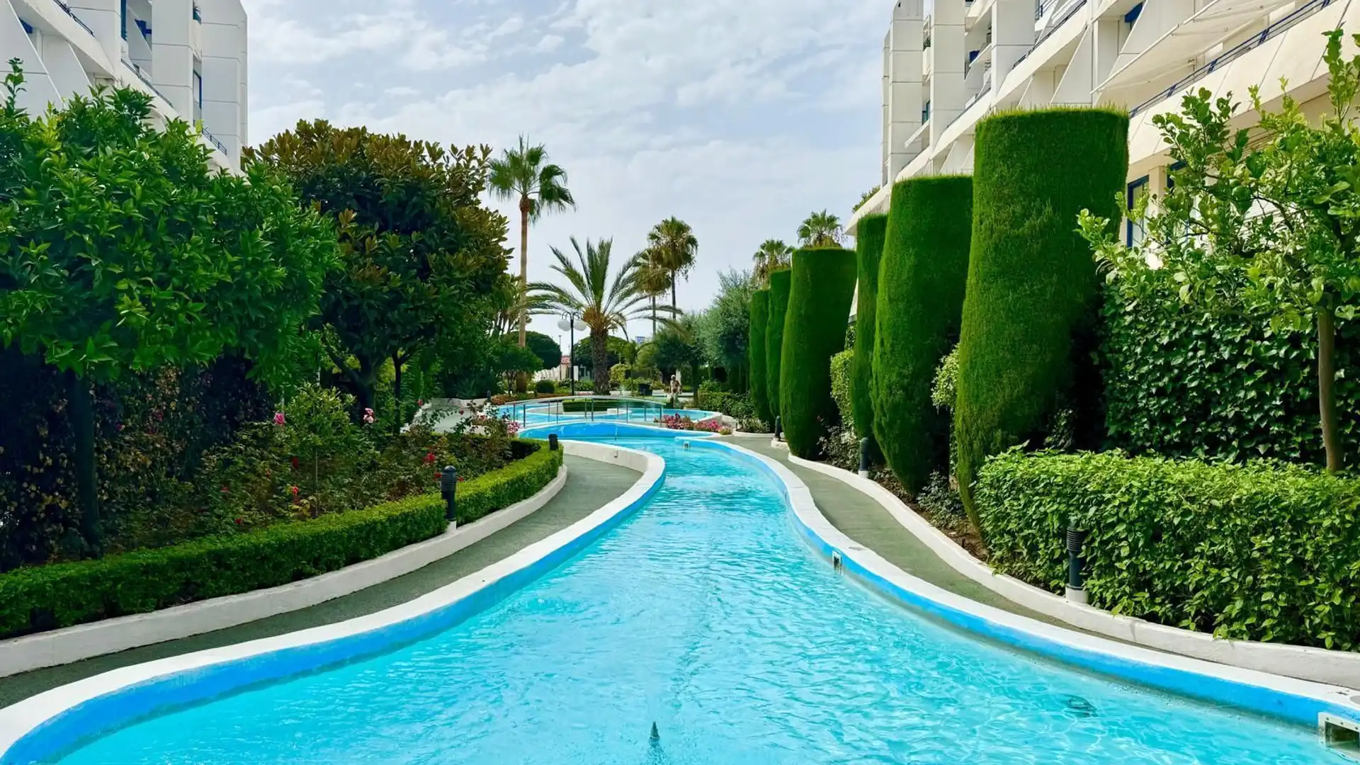 Swimming pool of Duplex for sale in Marbella  with Air Conditioner, Heating and Terrace