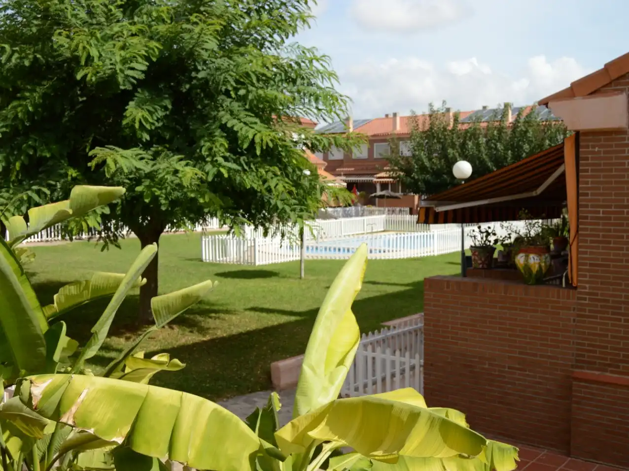 Houses for sale in Calle L'isle D'abeau, 8, San Vicente del Raspeig / Sant Vicent del Raspeig