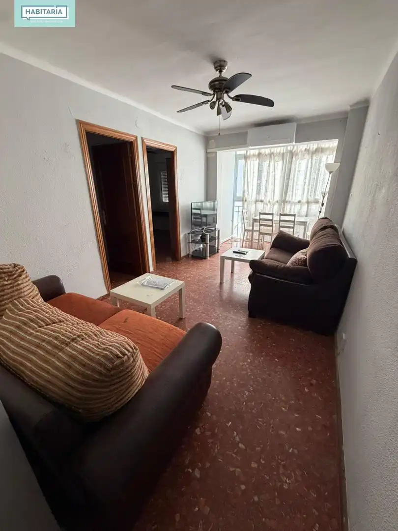 Appartamento con ascensore in affitto a Calle tejeros 4, imagen 3