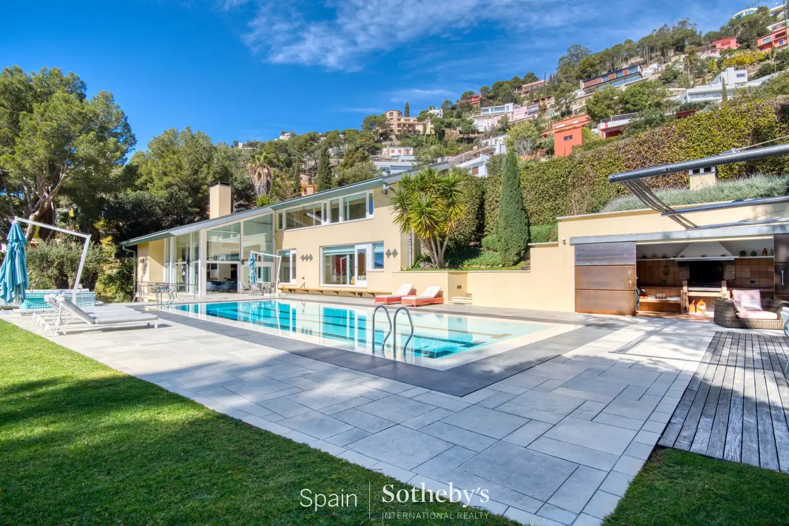 Casa con piscina in vendita a Carrer Clavells, imagen 5