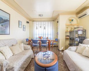 Living room of Flat for sale in Canals  with Air Conditioner and Balcony