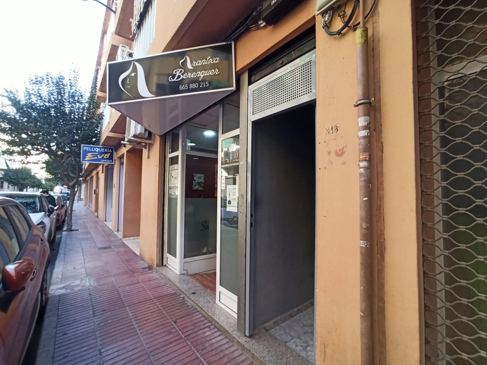 Exterior view of Premises for sale in San Vicente del Raspeig / Sant Vicent del Raspeig  with Air Conditioner