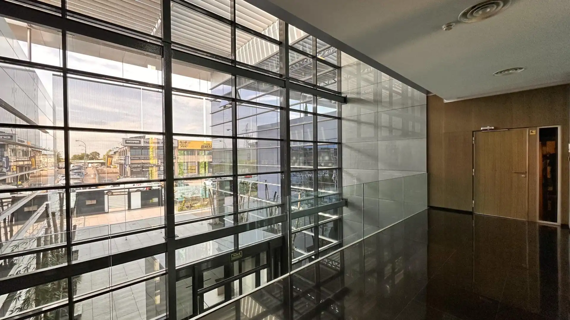 Exterior view of Office for rent in Villaviciosa de Odón