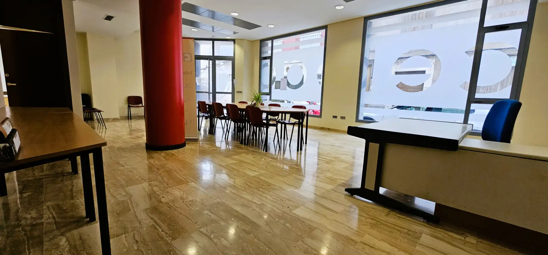 Inmuebles singulares con ascensor en venta en Avenida Santa Eulalia 64, imagen 7