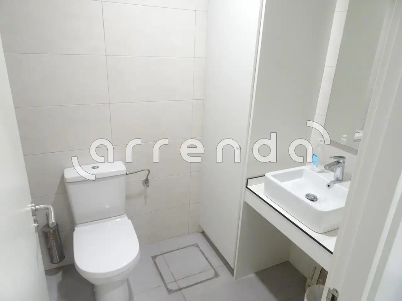 Geschaftsraum zur Miete in Calle Floranes, Numancia - San Fernando