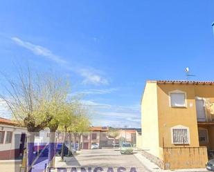 Vista exterior de Casa o xalet en venda en San Román de los Montes