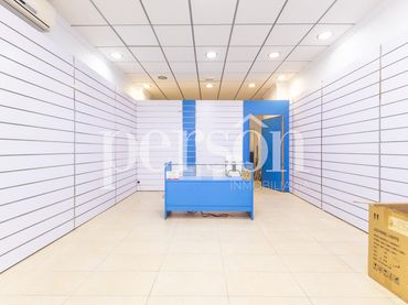 Locale commerciale in affitto a Sant Antoni