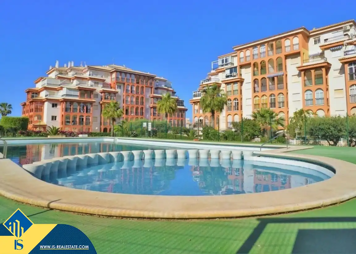 Apartment with pool for sale in Nueva Torrevieja - Aguas Nuevas