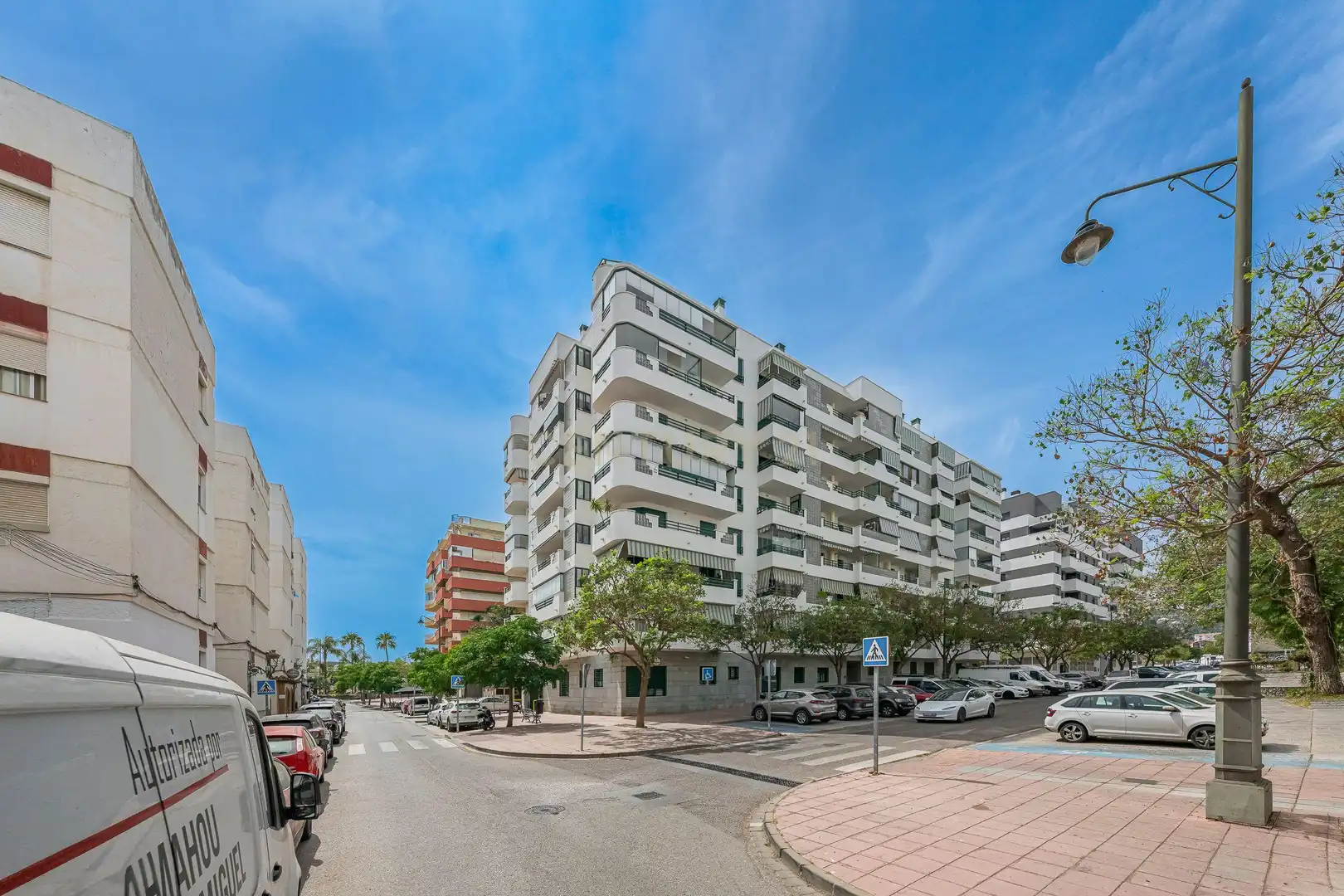 Exterior view of Apartments for sale in Estepona  with Air Conditioner and Washing machine
