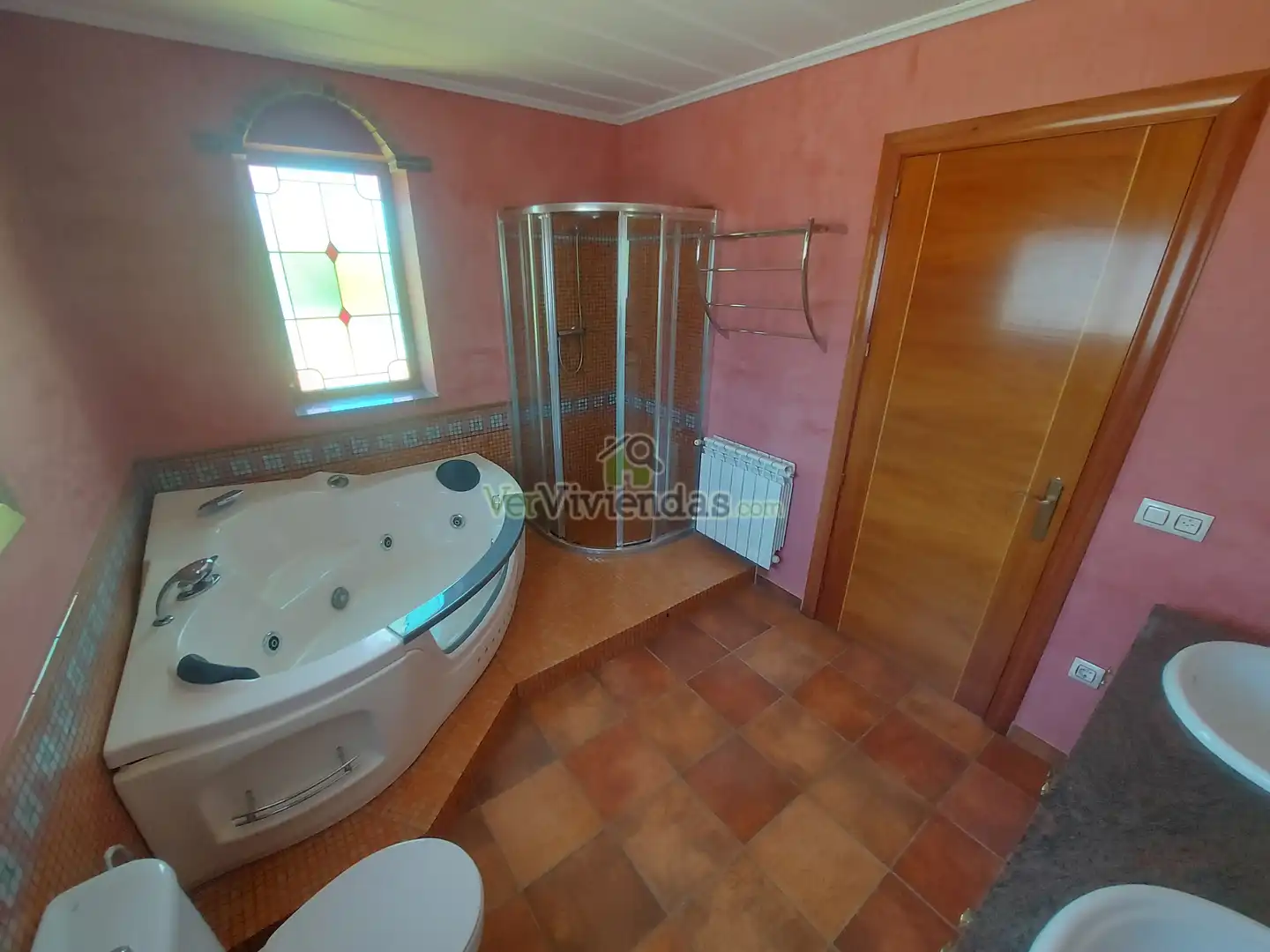 Bathroom of Houses for sale in Olèrdola  with Air Conditioner, Heating and Private garden