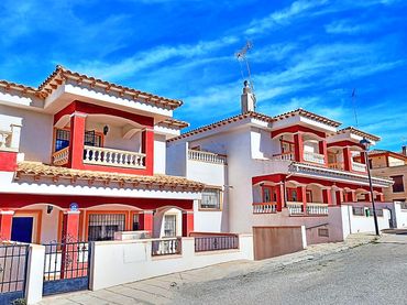 Casa rústica en venda a Freila