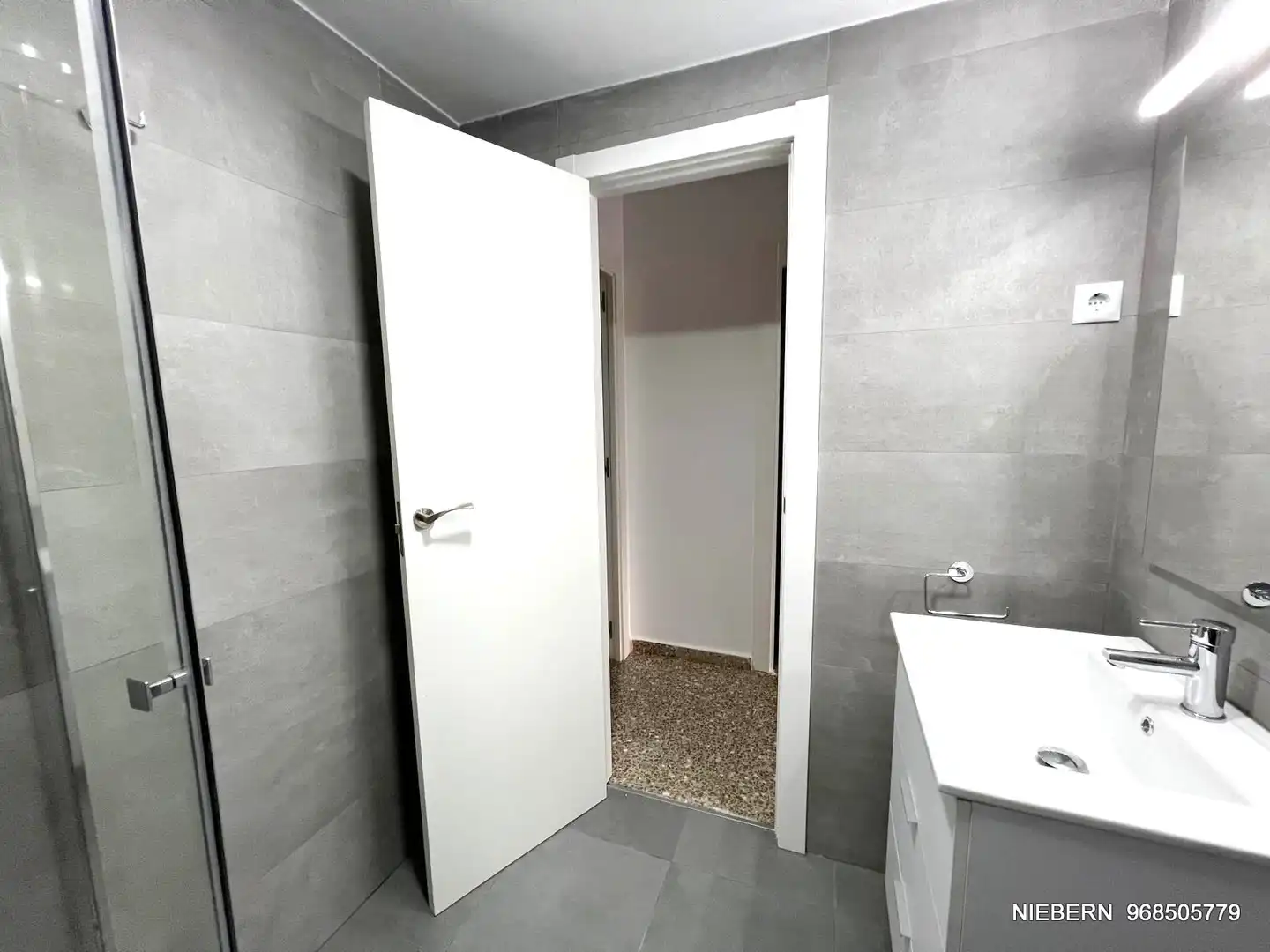 Flat for rent in Paseo Alfonso XIII, 46, Casco Antiguo