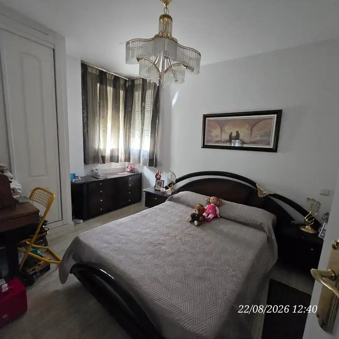 Dormitori de Casa o xalet en venda en Valdemoro amb Aire condicionat, Piscina i Balcó