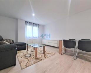 Sala d'estar de Apartament de lloguer en Barbadás amb Calefacció