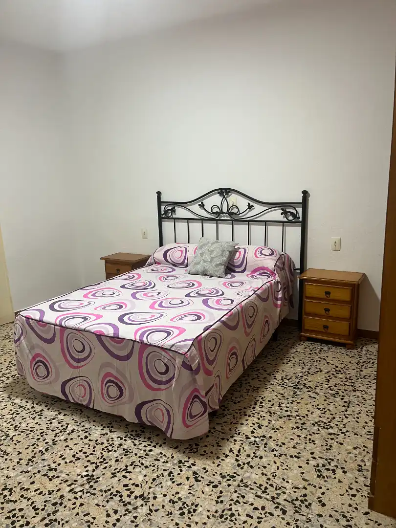 Dormitori de Pis de lloguer en Málaga amb Aire condicionat, Calefacció i Terrassa