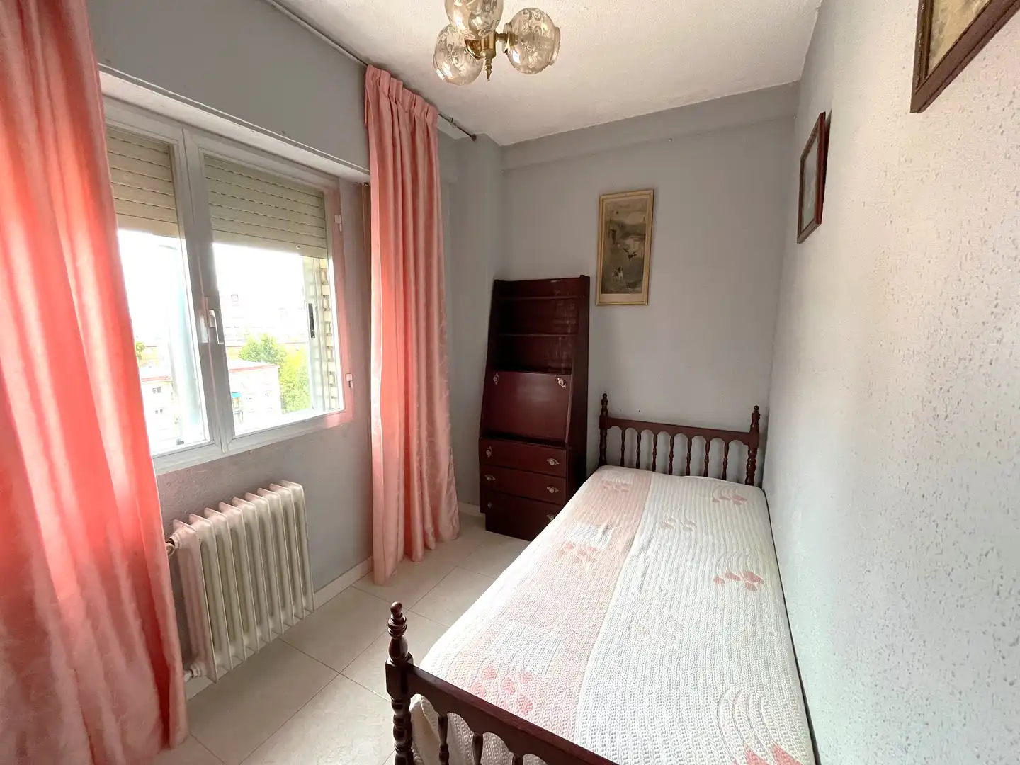 Flat for sale in Calle de Valle Inclán, Las Águilas