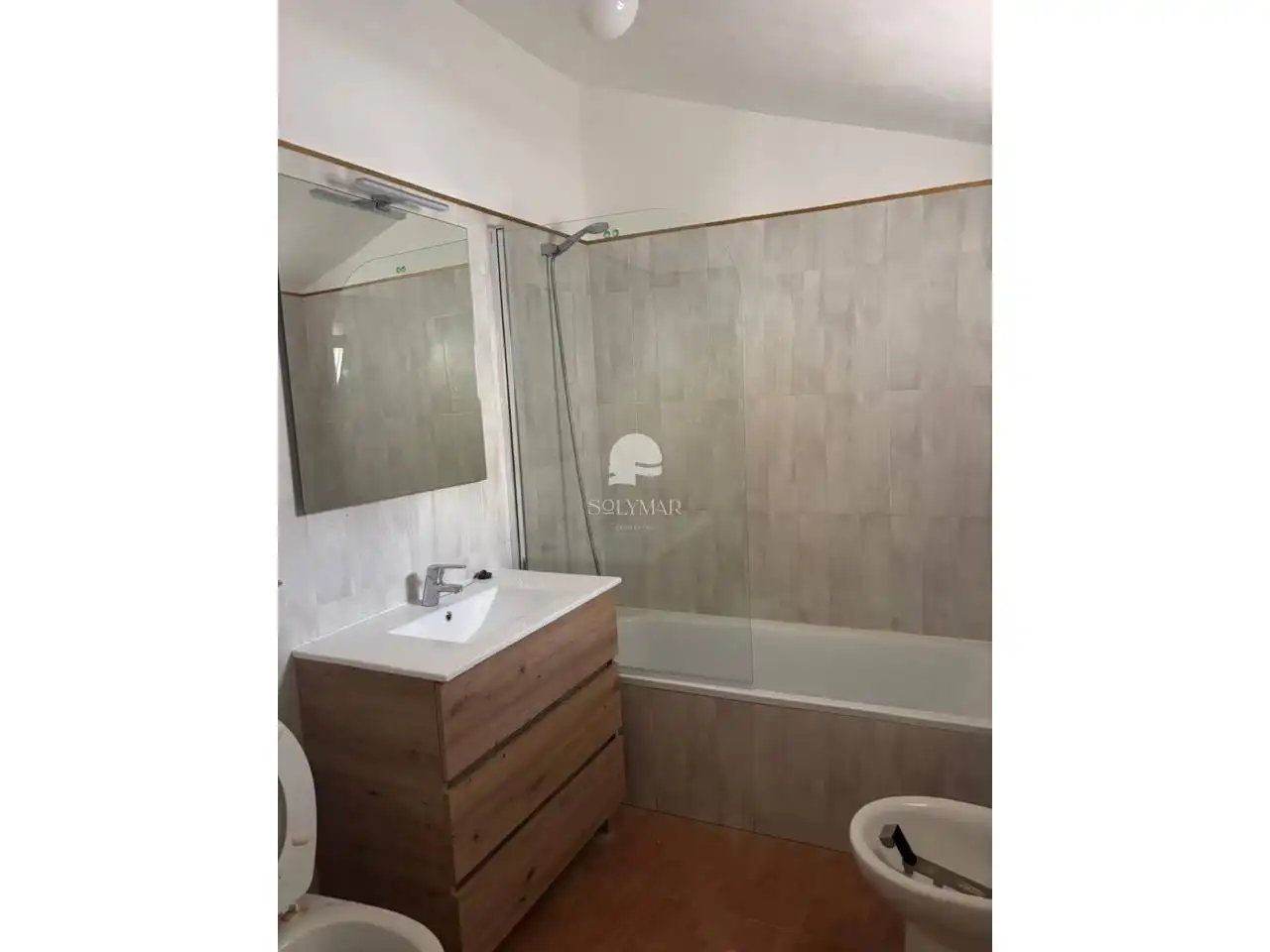 Badezimmer von Country house zur Miete in Vélez-Málaga mit Klimaanlage, Terrasse und Möbliert