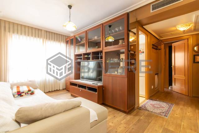 Piso en Venta en Calle de la Maquinilla en Palomeras Sureste