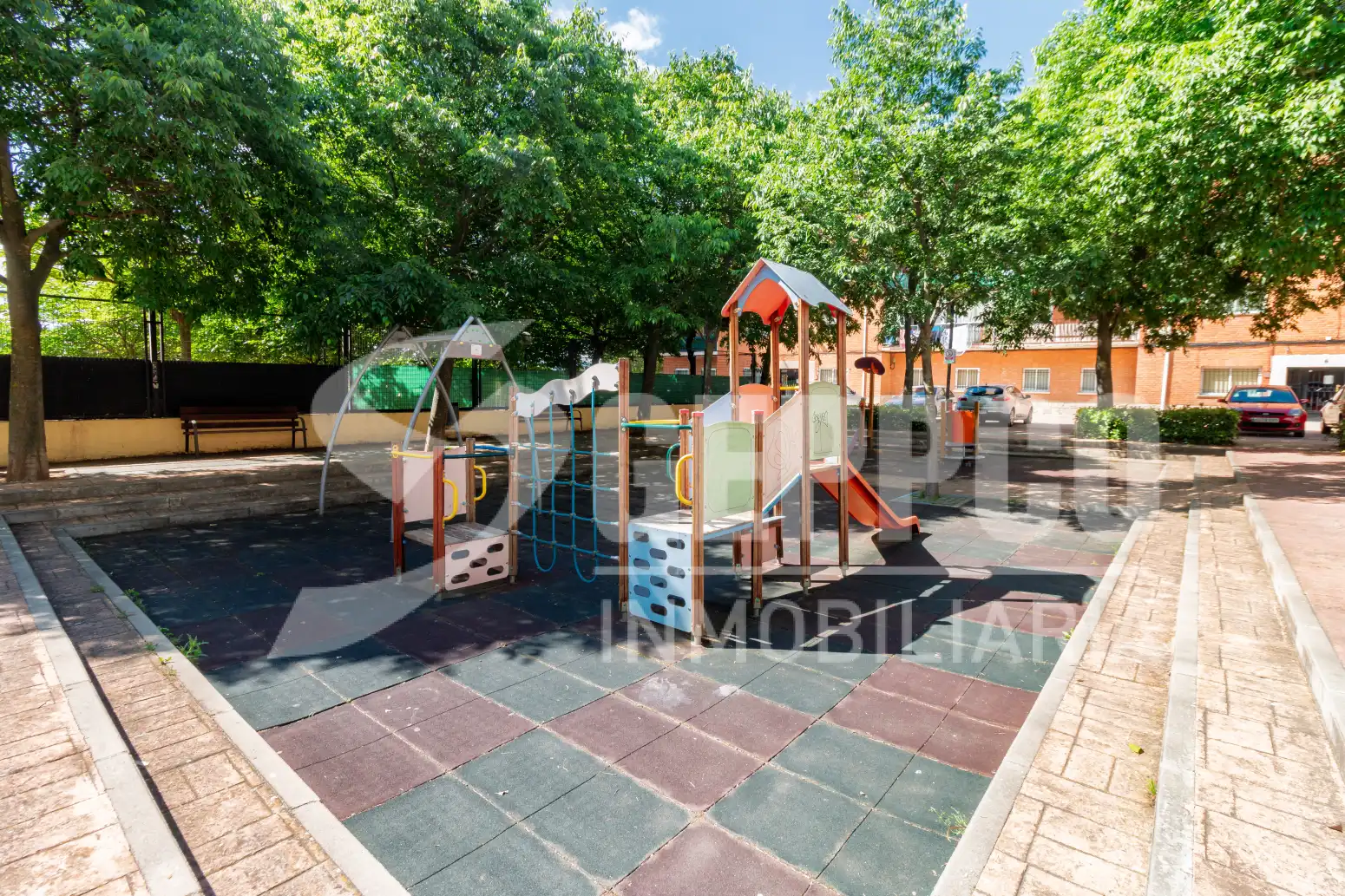 Parking de Piso en venta en Azuqueca de Henares con Calefacción