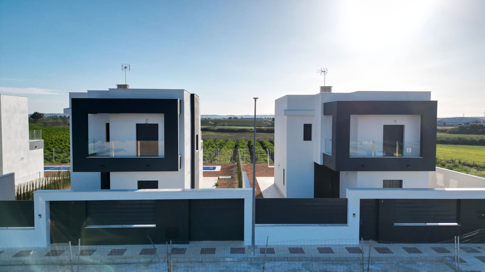 Vista exterior de Casa o chalet en venta en Alcalá del Río con Calefacción, Jardín privado y Terraza