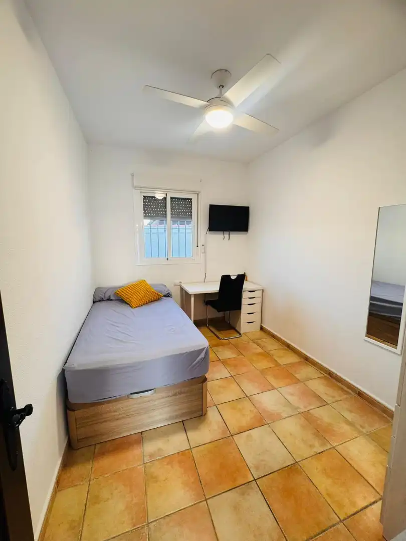 Bedroom of Houses for sale in Chiclana de la Frontera  with Air Conditioner, Private garden and Storage room