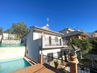 Exterior view of House or chalet for sale in Piera  with Heating, Terrace and Balcony