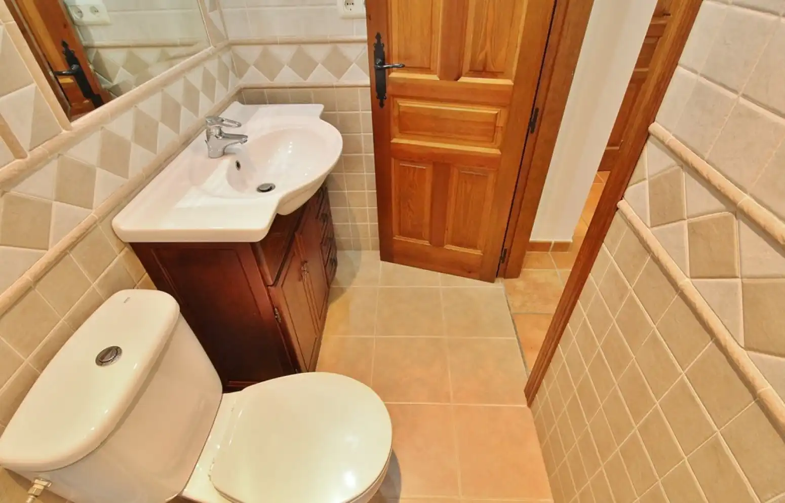Bany de Casa o xalet en venda en Rincón de la Victoria amb Aire condicionat, Jardí privat i Terrassa