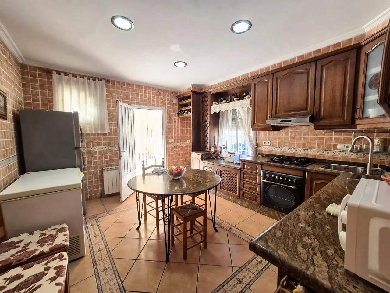 Cocina de Casa o chalet en venta en Elche / Elx con Aire acondicionado y Balcón