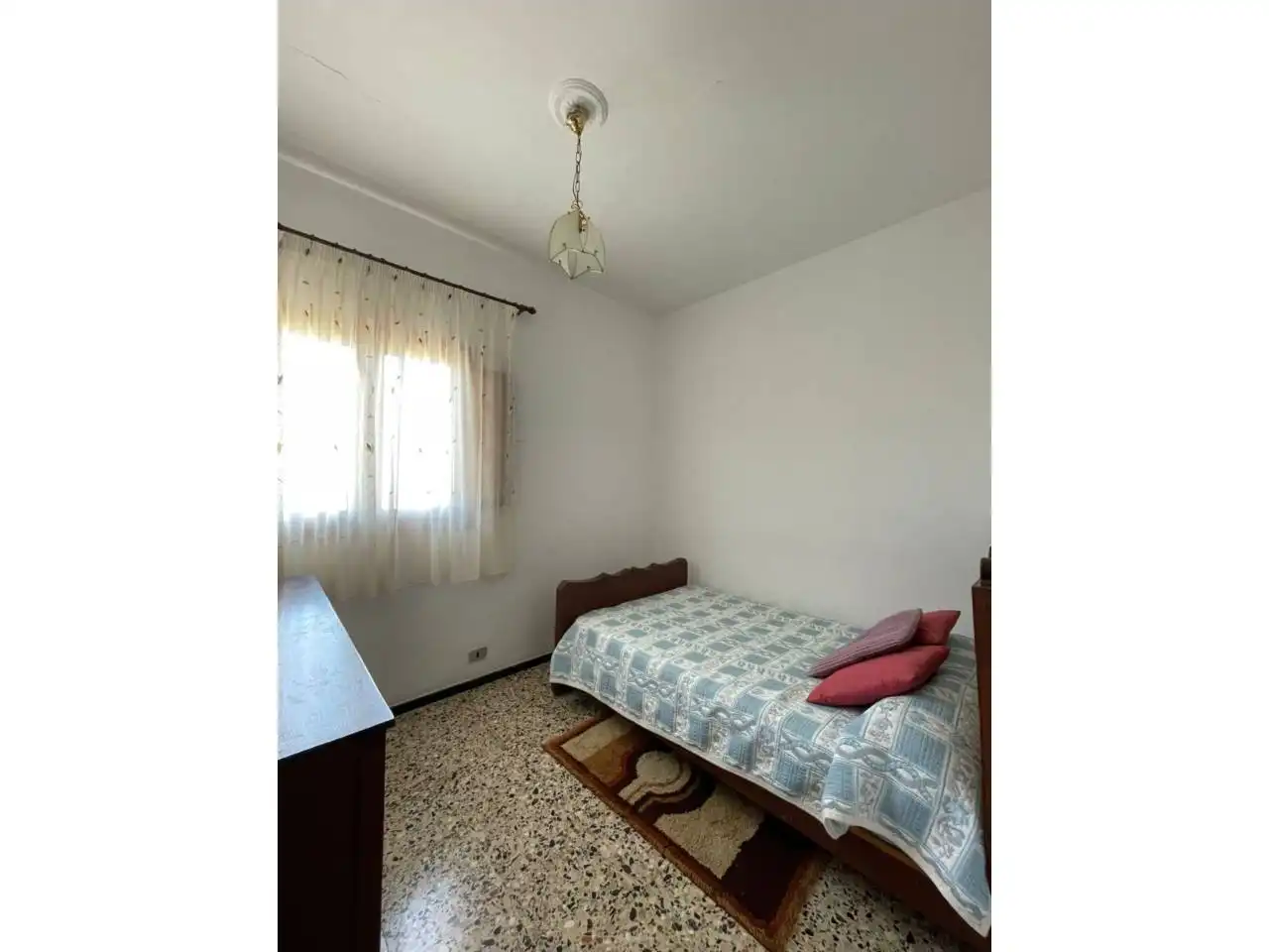 Houses for sale in Calle Covadonga, 93, Los Quintana - Piso Firme