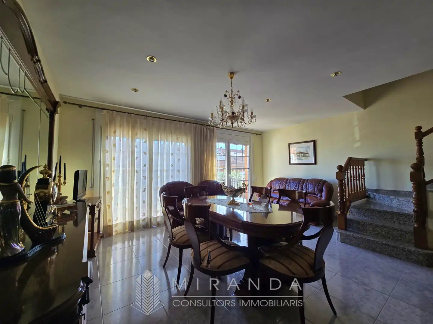Comedor de Casa adosada en venta en Canovelles con Aire acondicionado, Calefacción y Terraza