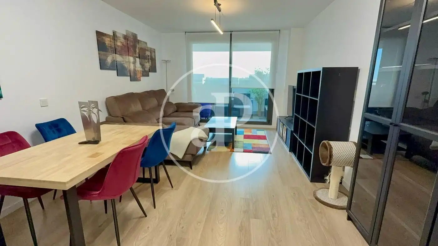 Living room of Flat for rent in Valencia  with Air Conditioner, Heating and Private garden