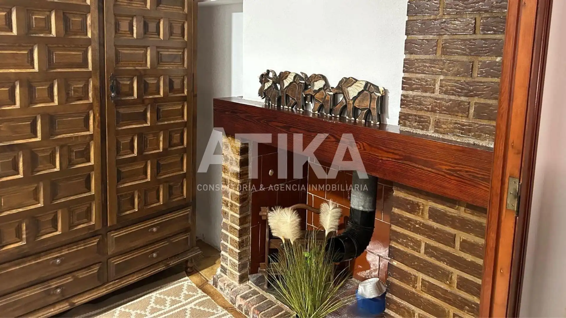 Sala d'estar de Casa o xalet en venda en Ontinyent amb Traster, Moblat i Balcó