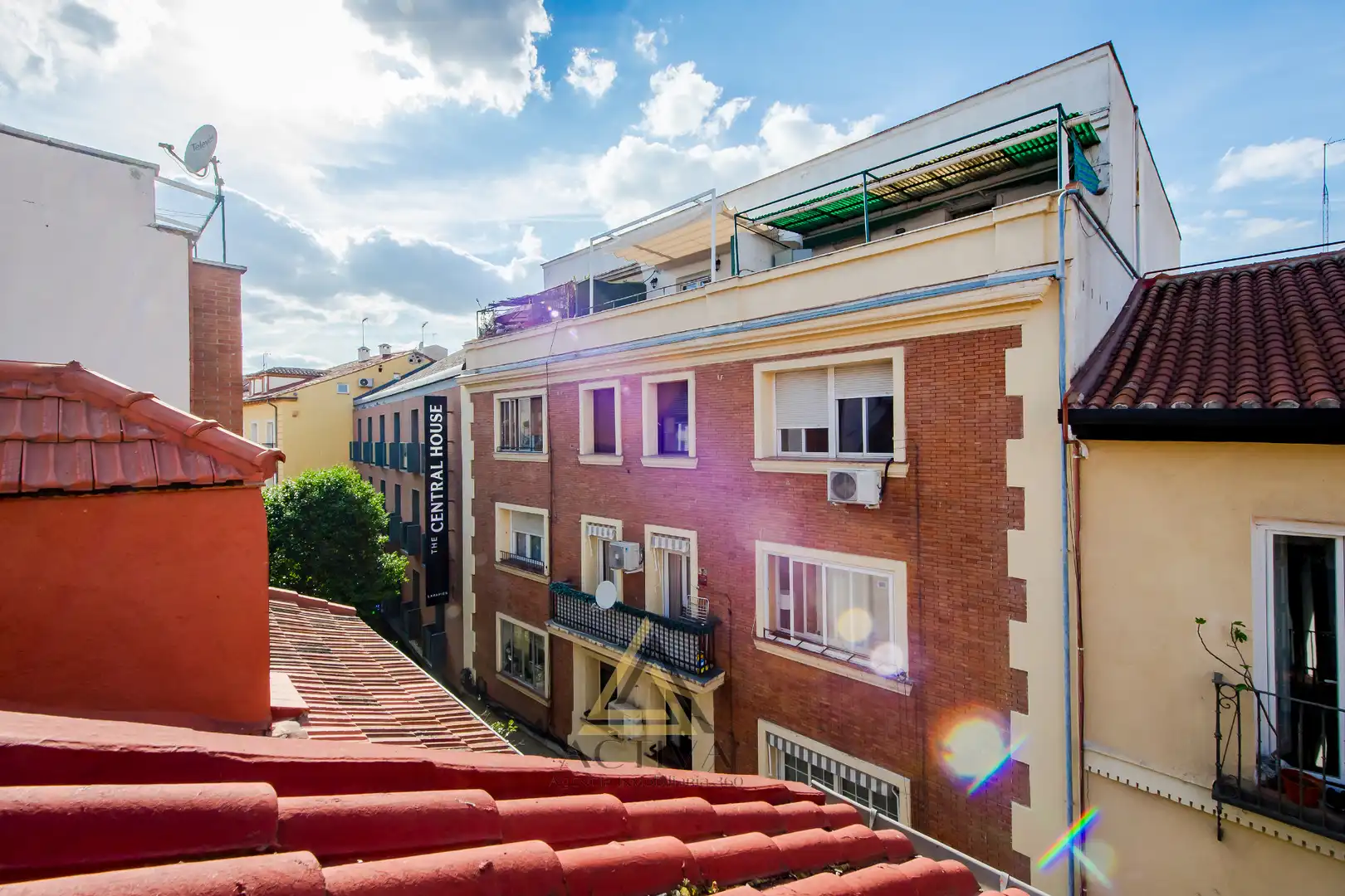Vista exterior de Pis en venda en Madrid amb Aire condicionat, Calefacció i Moblat