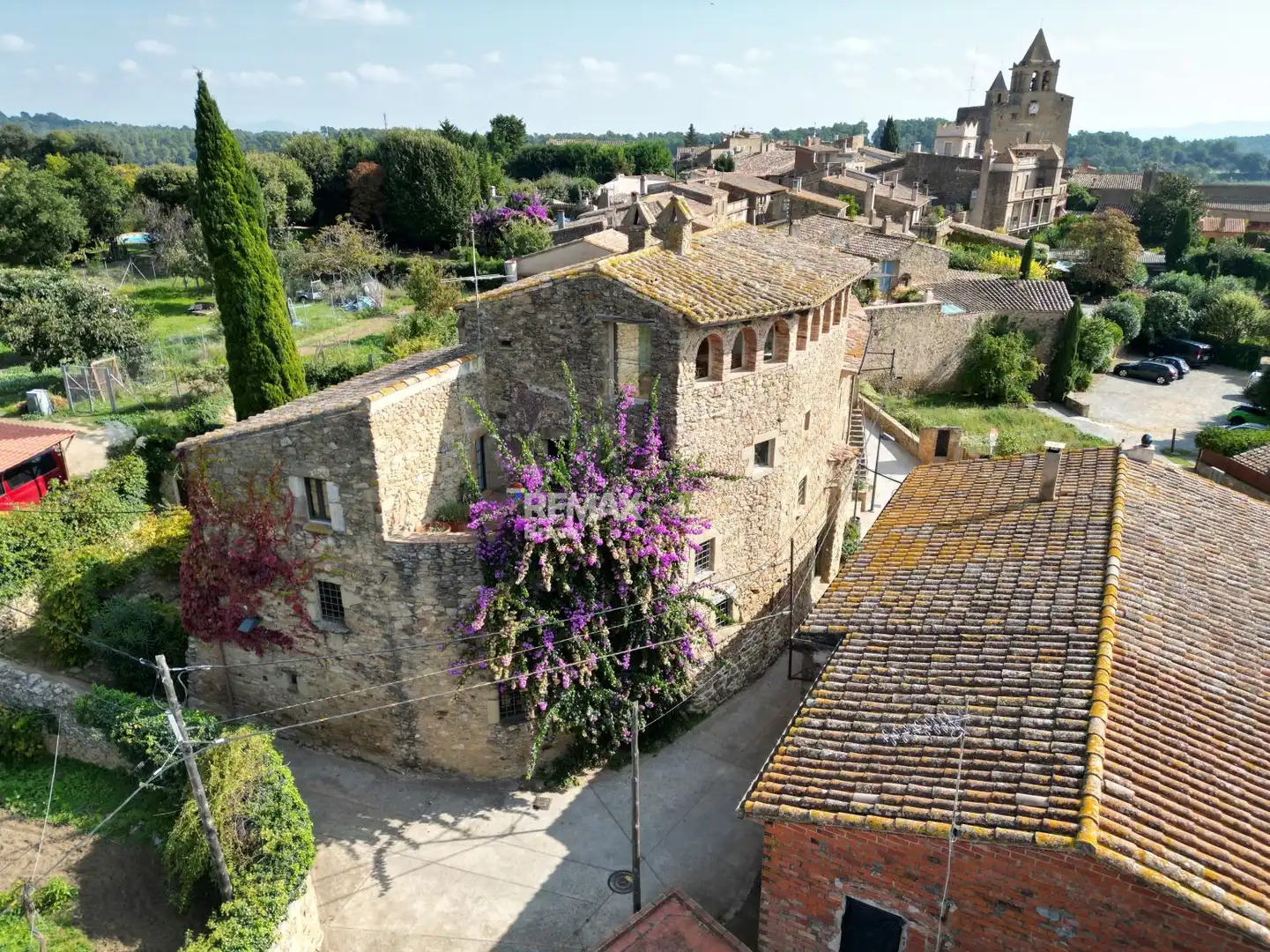 Vista exterior de Casa o xalet en venda en Madremanya amb Calefacció, Terrassa i Traster