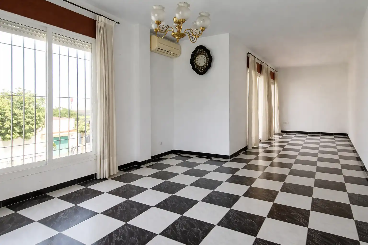 Chalet con jardín en venta en Calle Martín Torrecilla, imagen 13