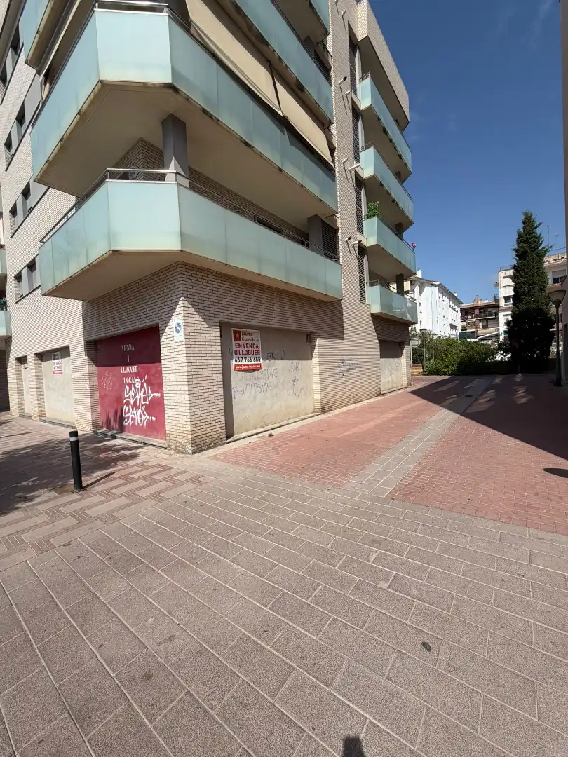 Local comercial en venta en Avinguda del President Companys 41, imagen 3