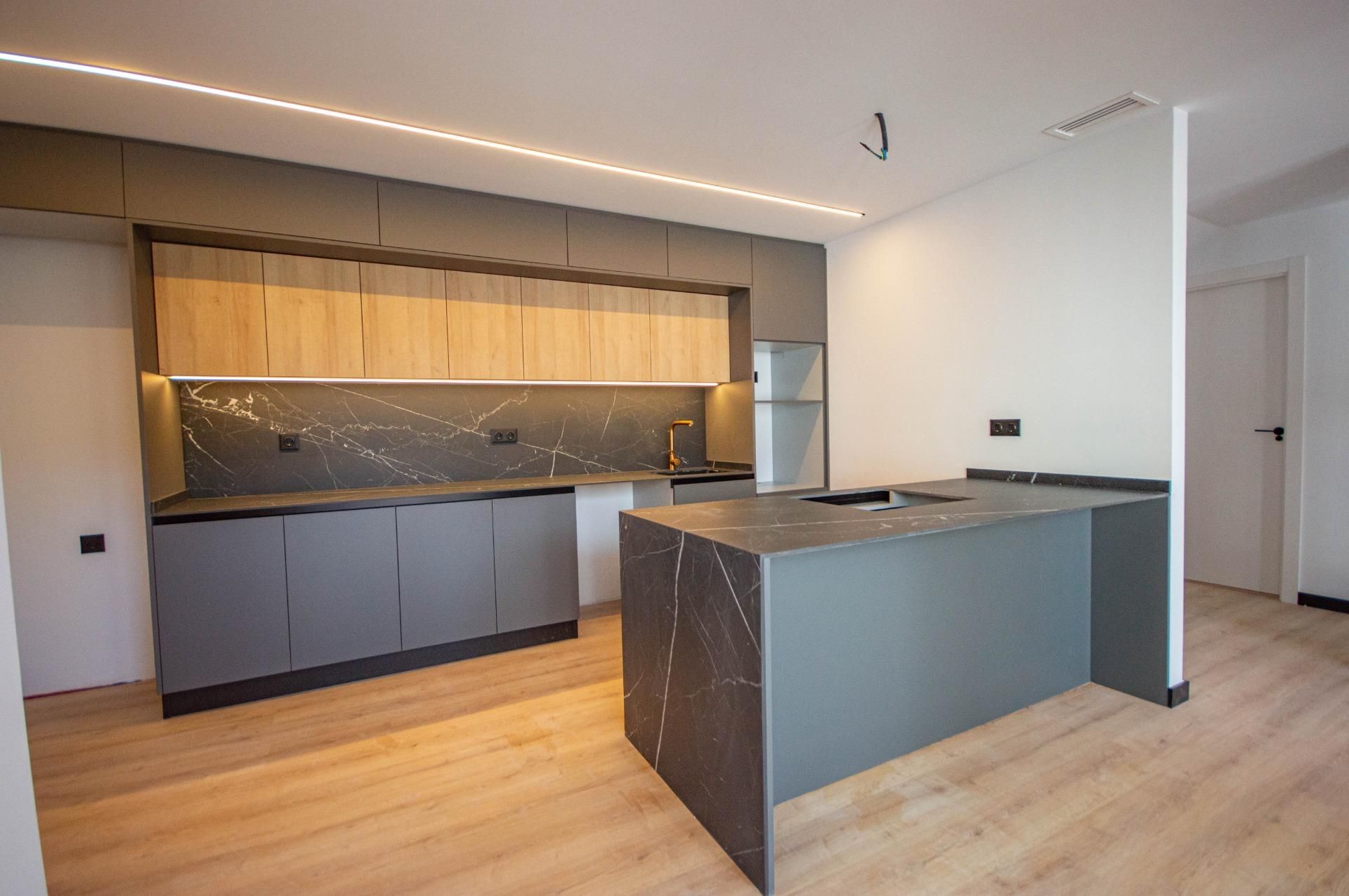 Kitchen of Single-family semi-detached for sale in Petrer  with Air Conditioner, Private garden and Terrace