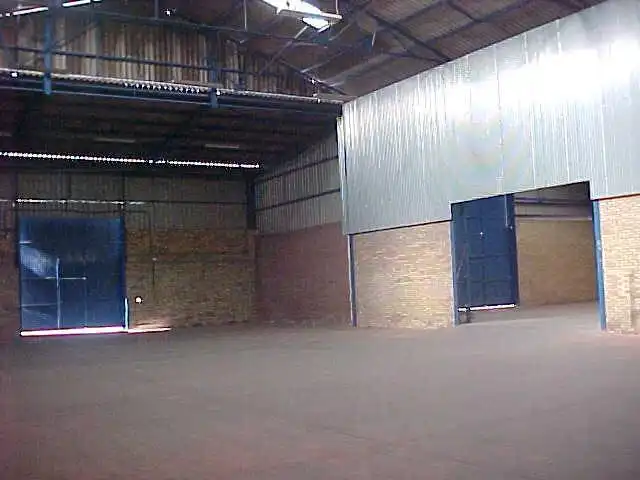 Fabrikhallen zur Miete in Valencina de la Concepción