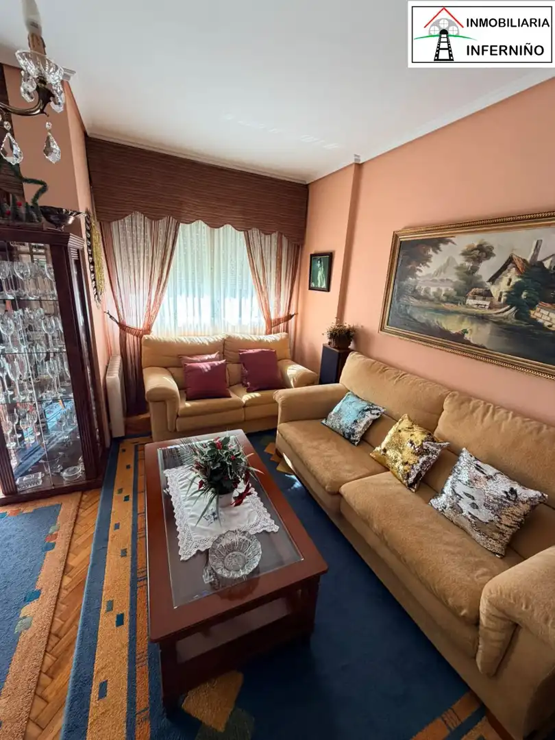 Living room of Flat for sale in A Malata - Catabois - Ciudad Jardín