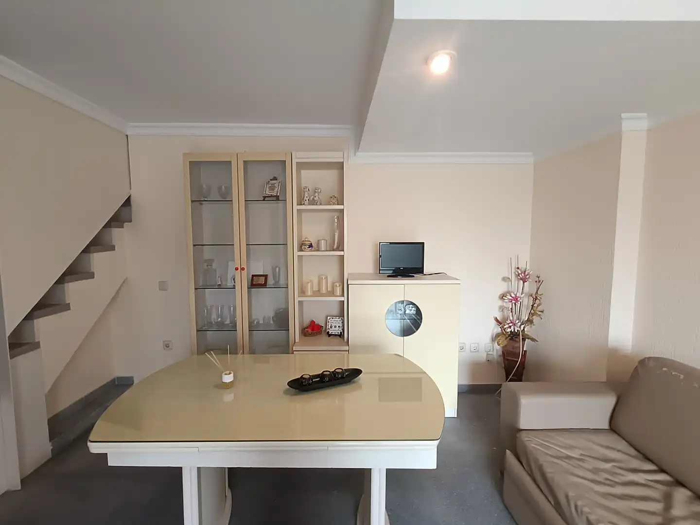 Wohnzimmer von Wohnung zum Verkauf in Isla Cristina mit Klimaanlage, Möbliert und Balkon
