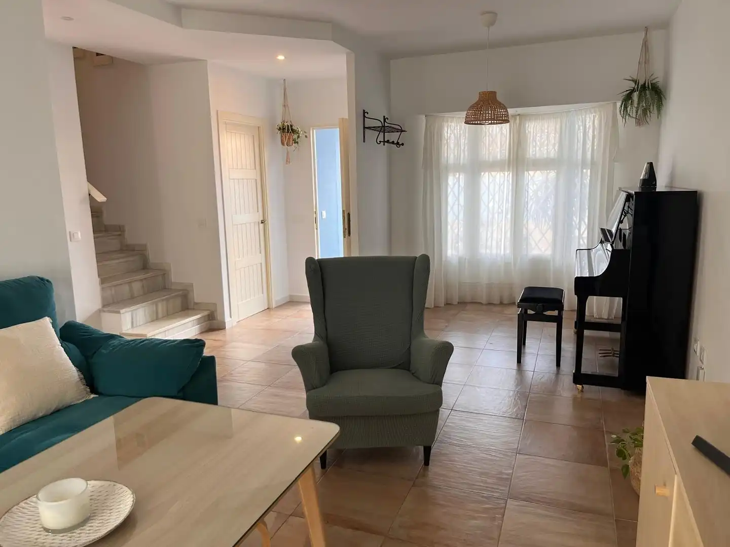 Living room of Houses for sale in Sanlúcar de Barrameda  with Air Conditioner, Heating and Terrace