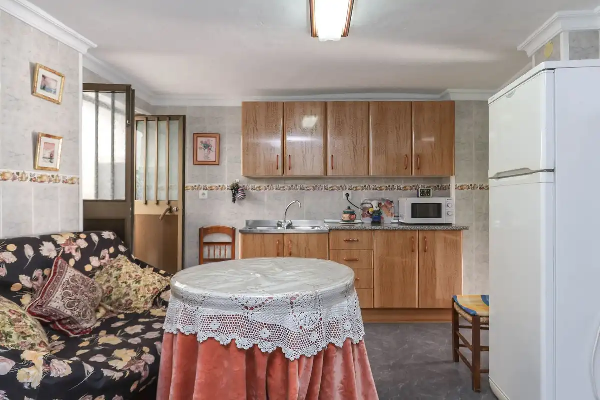 Cuina de Casa o xalet en venda en Yunquera amb Jardí privat i Traster