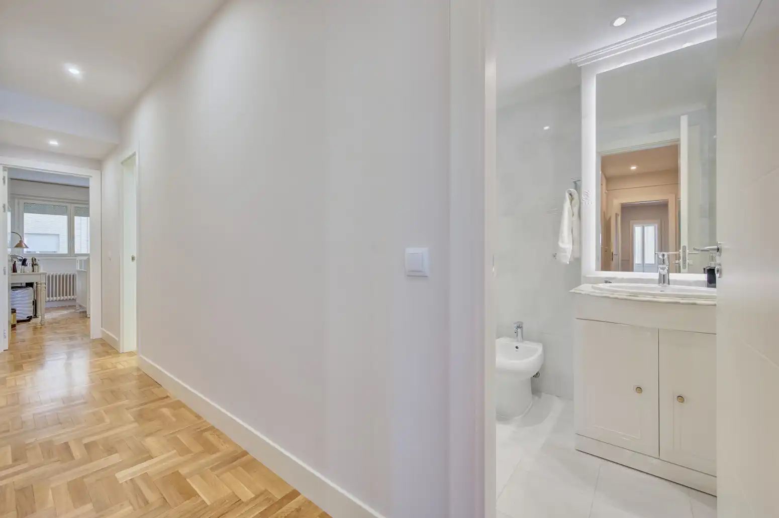 Flat for sale in  Pamplona / Iruña  with Air Conditioner, Heating and Parquet flooring