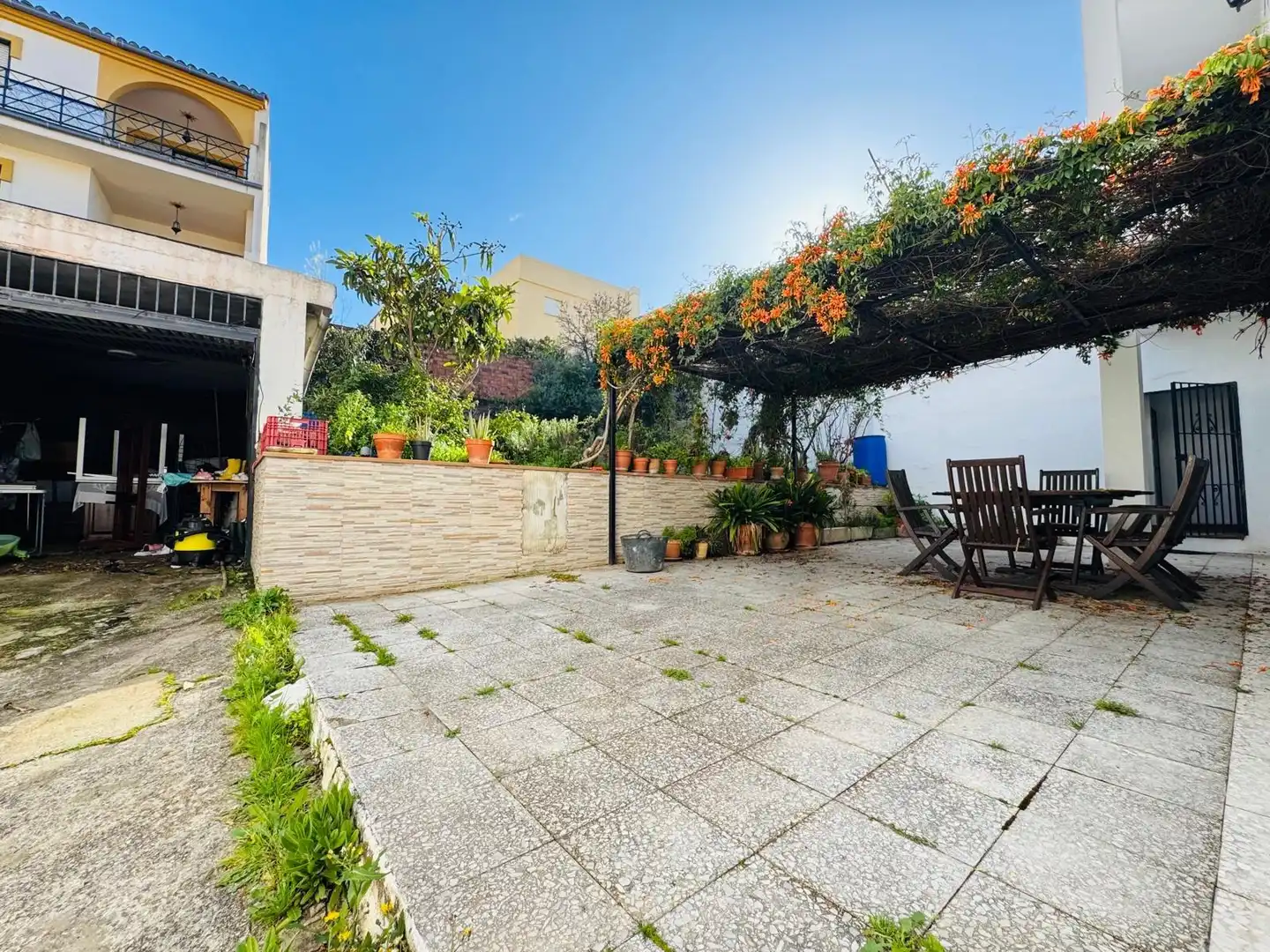Garden of Houses for sale in Algeciras  with Storage room
