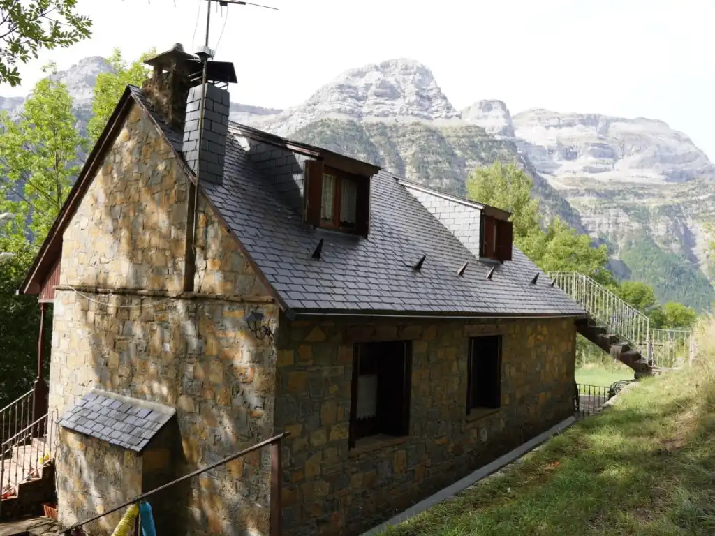 Vista exterior de Casa o xalet en venda en Bielsa