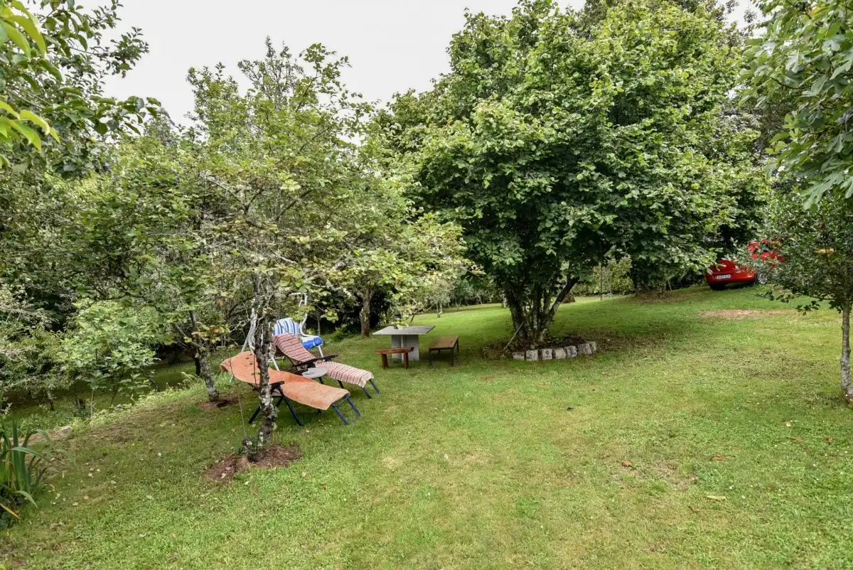 Jardí de Casa o xalet en venda en Mondariz amb Jardí privat, Terrassa i Traster