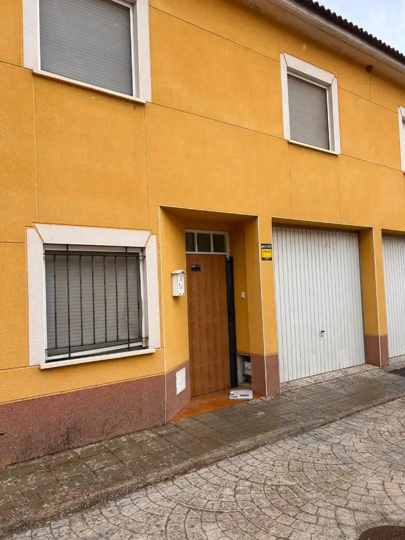 Casa aparellada amb terrassa en venda a Calle de Los Caños 50, imagen 13