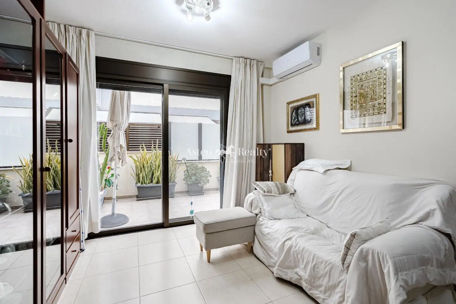 Habitación de Casa adosada en venta en Arona con Aire acondicionado, Terraza y Trastero